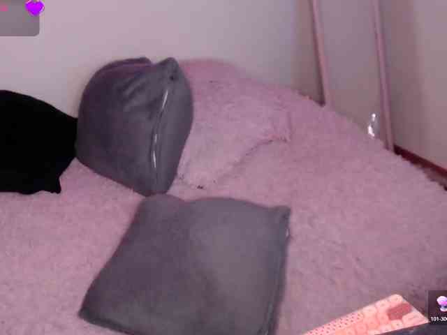 Missdennise webcam