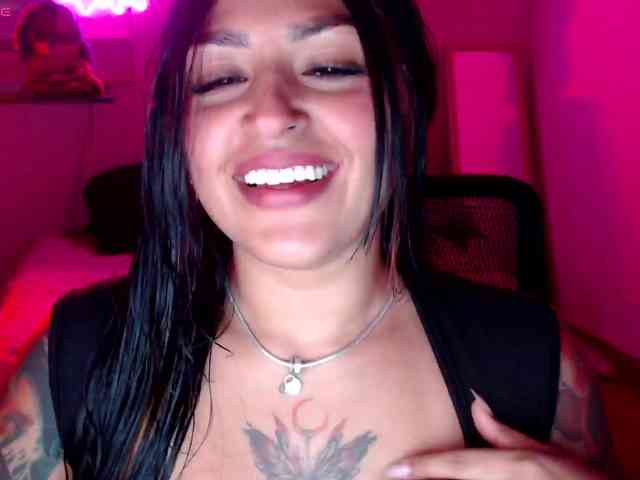 Missdennise webcam