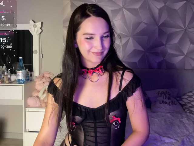 horneyfallenangel3191 live cam on BongaCams