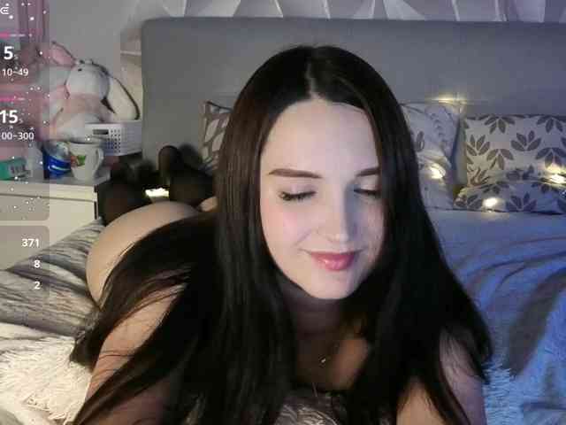 Modella: DADDYSWH0R3