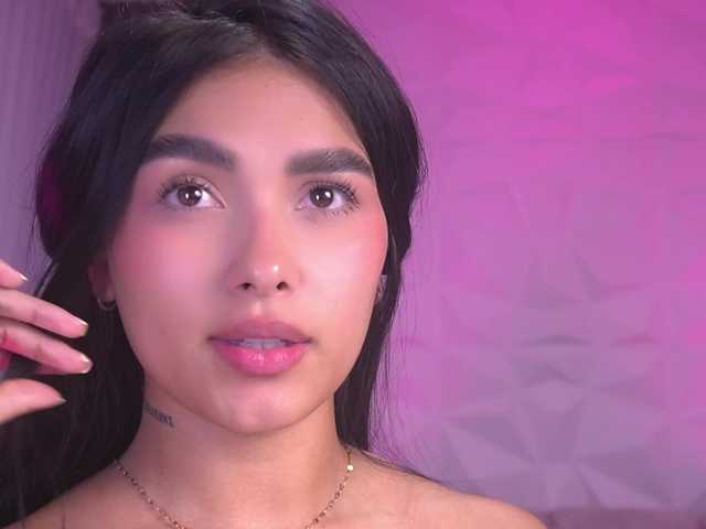 k-rioss live cam on BongaCams
