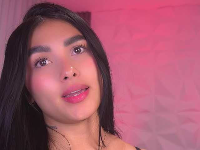 k-rioss live cam on BongaCams