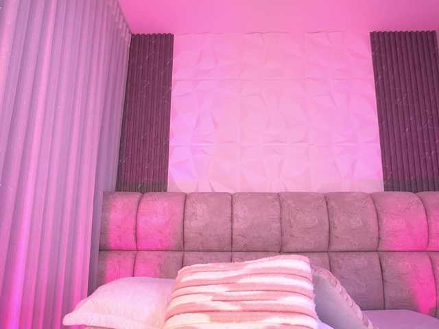k-rioss live cam on BongaCams