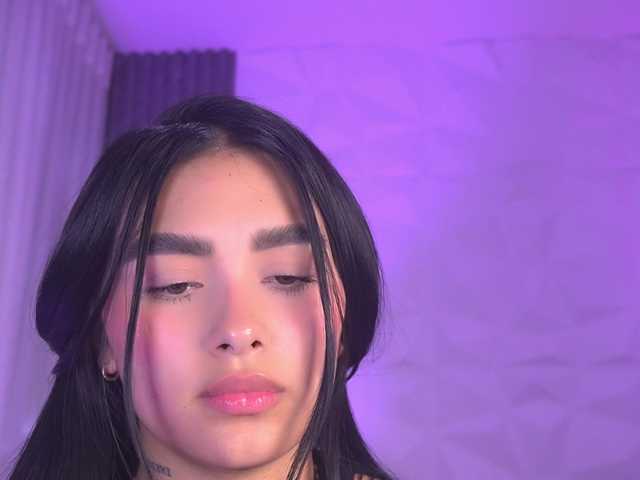 k-rioss live cam on BongaCams