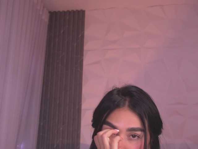 k-rioss live cam on BongaCams