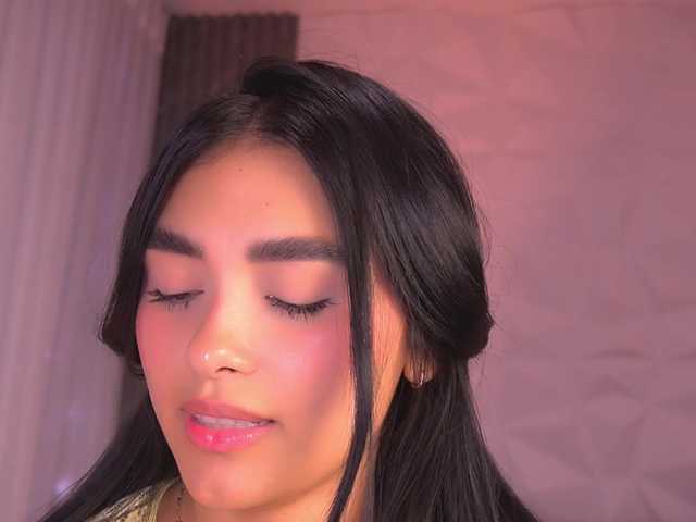 k-rioss live cam on BongaCams