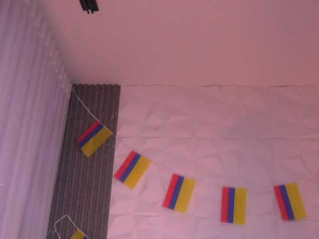 k-rioss live cam on BongaCams