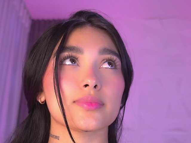 k-rioss's BongaCams show and profile