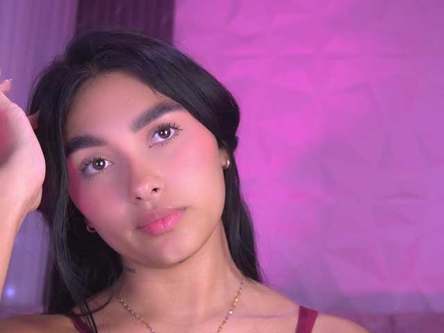 k-rioss live cam on BongaCams