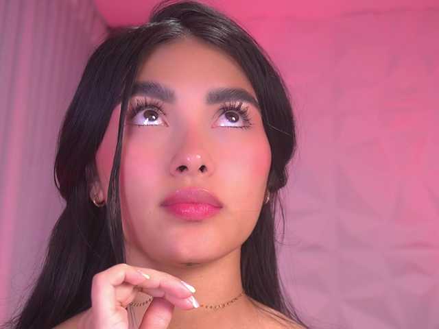 k-rioss live cam on BongaCams