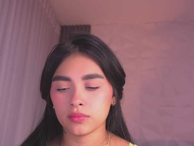 k-rioss live cam on BongaCams