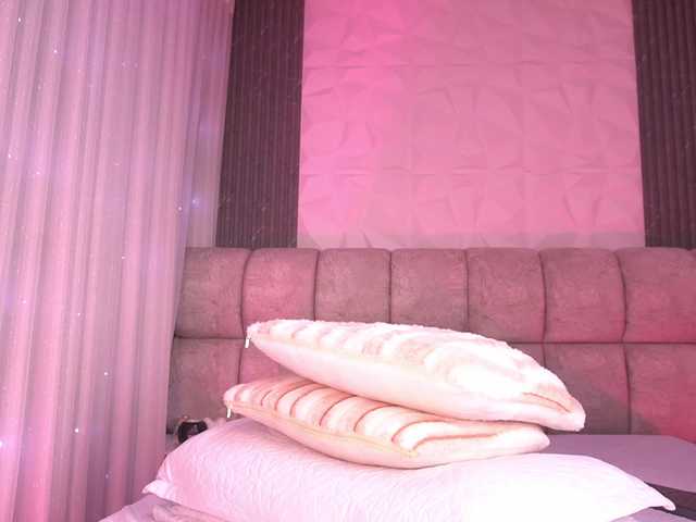 k-rioss live cam on BongaCams