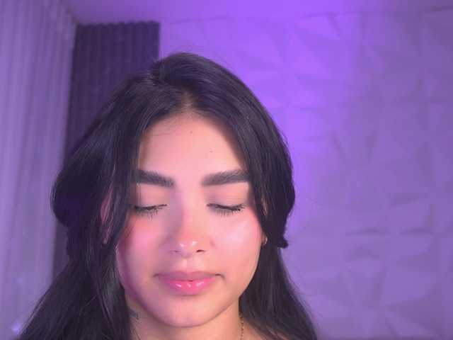 k-rioss live cam on BongaCams