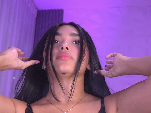 k-rioss live cam on BongaCams