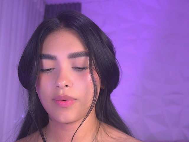 k-rioss live cam on BongaCams