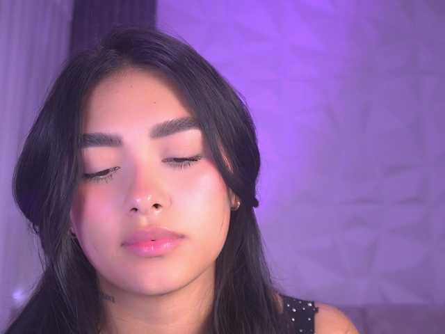 k-rioss live cam on BongaCams
