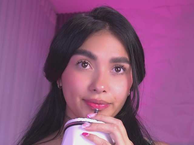 k-rioss live cam on BongaCams