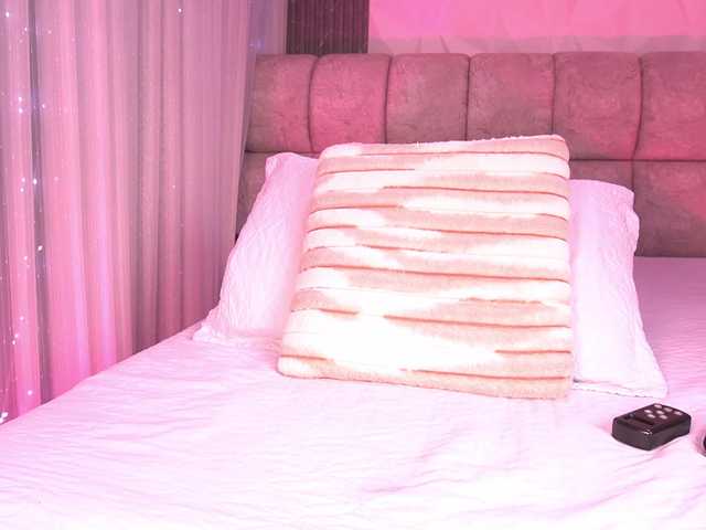 k-rioss live cam on BongaCams