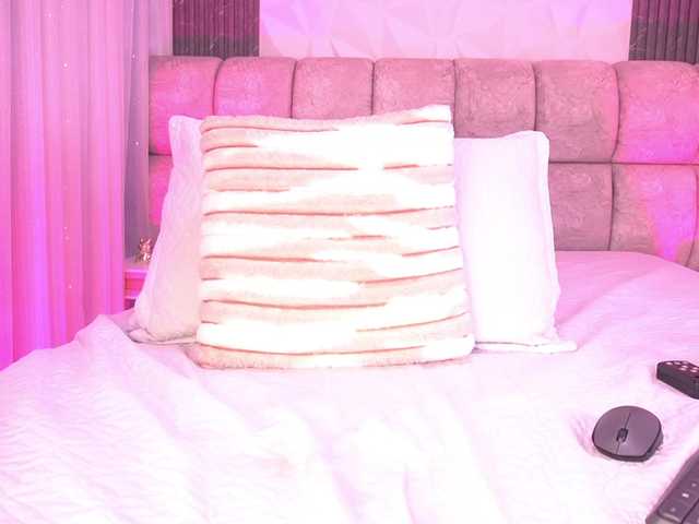 k-rioss's BongaCams show and profile