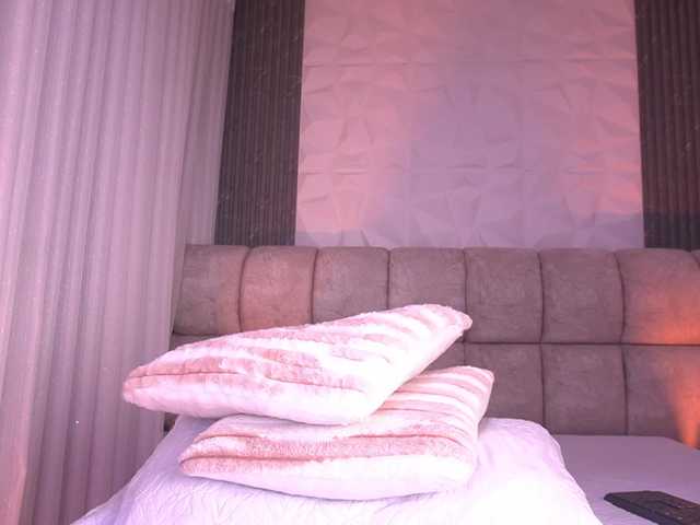 k-rioss live cam on BongaCams