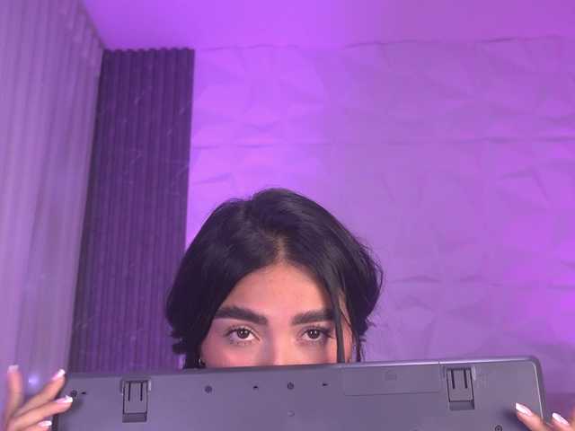 k-rioss live cam on BongaCams