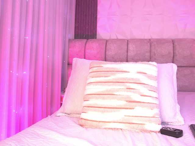 k-rioss's BongaCams show and profile