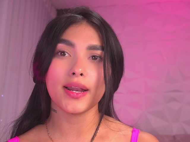 k-rioss live cam on BongaCams