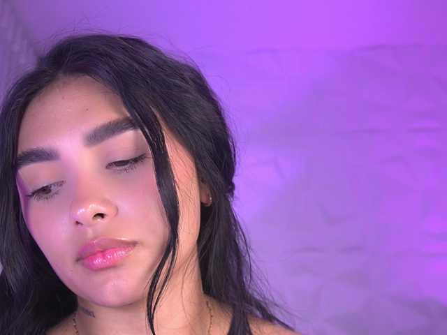 k-rioss live cam on BongaCams