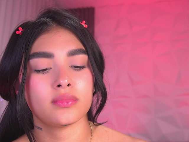 k-rioss live cam on BongaCams