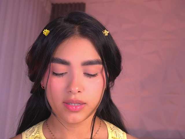 k-rioss live cam on BongaCams