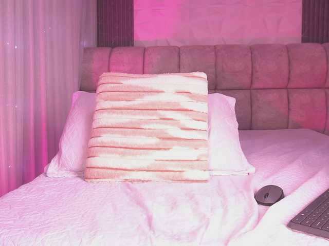 k-rioss live cam on BongaCams