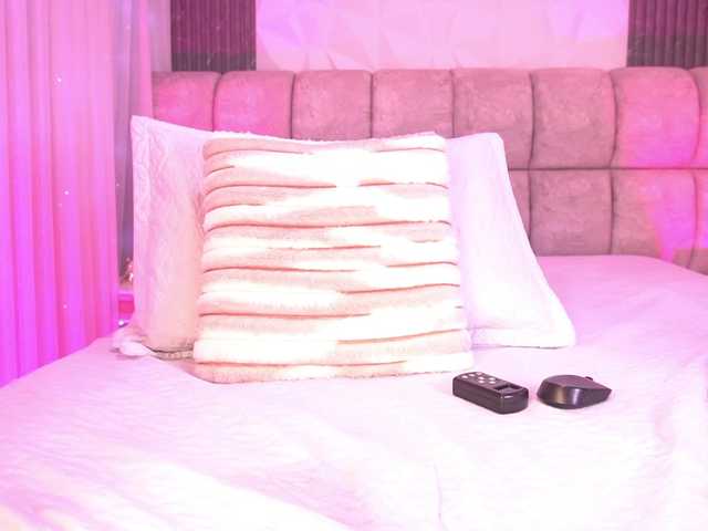 k-rioss's BongaCams show and profile