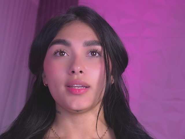 k-rioss live cam on BongaCams