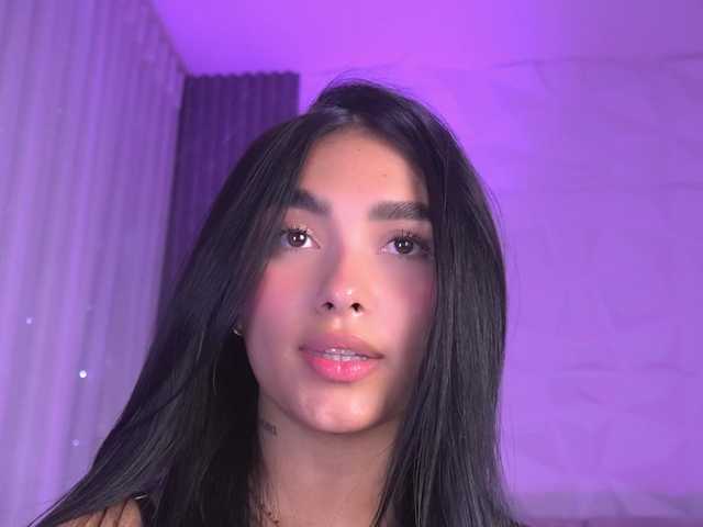 k-rioss live cam on BongaCams