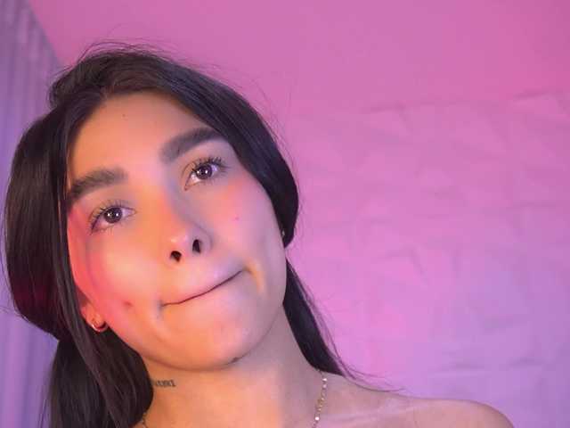 k-rioss live cam on BongaCams