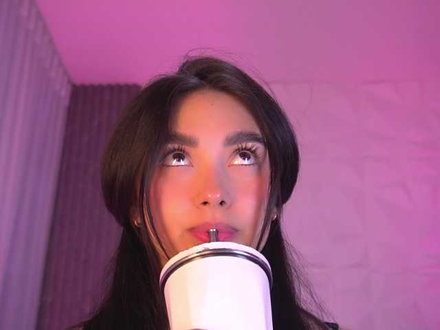 k-rioss live cam on BongaCams