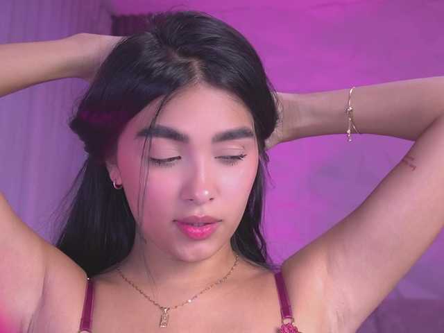 k-rioss live cam on BongaCams