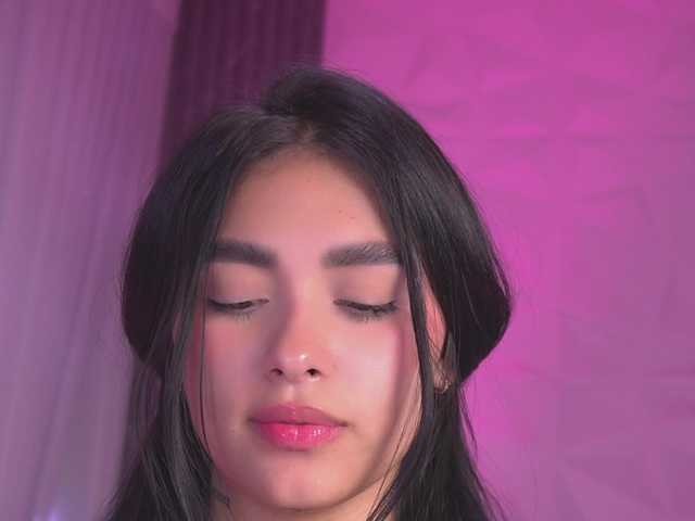 k-rioss live cam on BongaCams