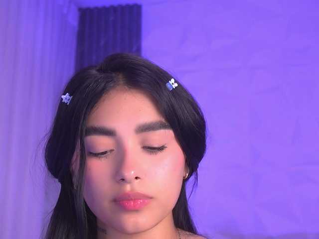 k-rioss live cam on BongaCams