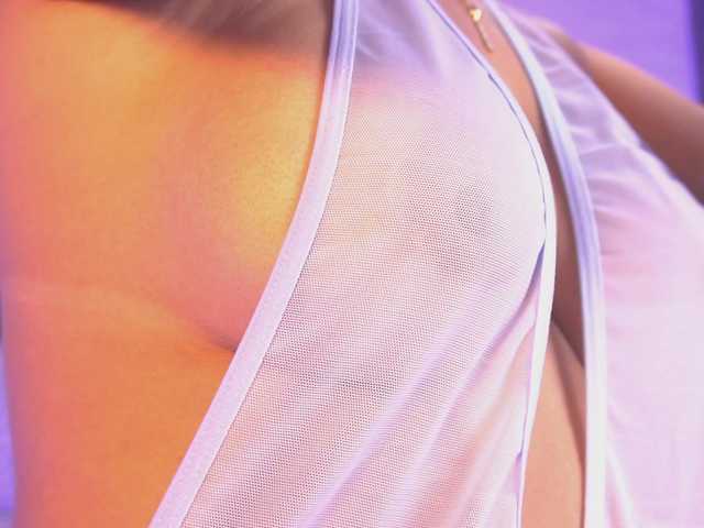 k-rioss live cam on BongaCams
