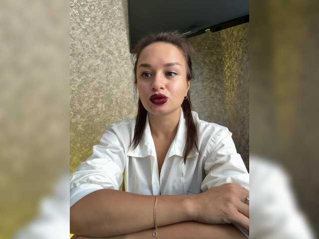 Maryllove live cam on BongaCams