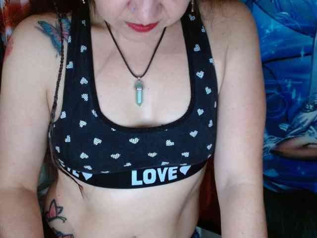 DominatrizFun webcam