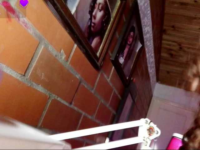 Tinamqueen Live Cam pe BongaCams