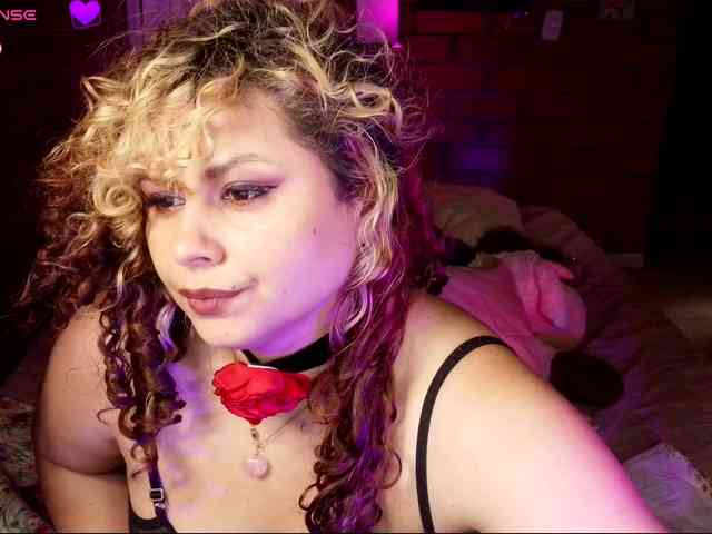 Tinaqueen1 webcam