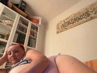 LaraXXX33