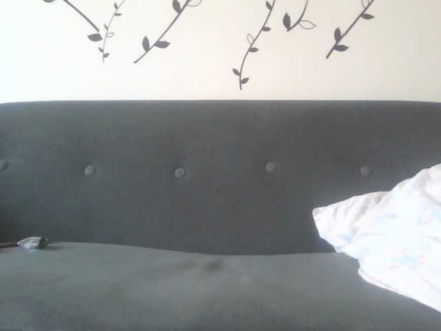 LaraXXX33's BongaCams show and profile