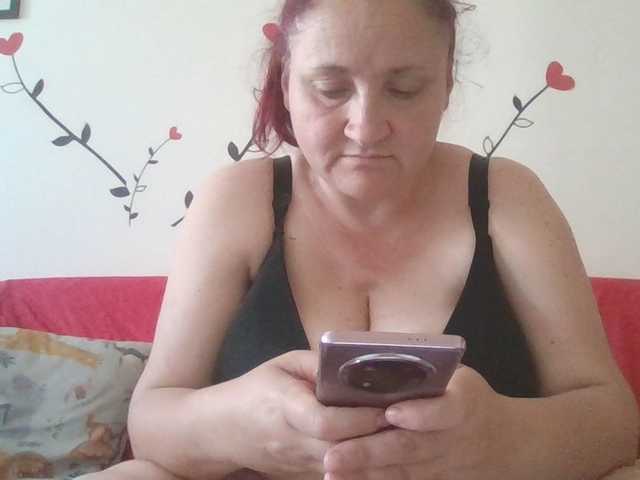 LaraXXX33 live cam on BongaCams