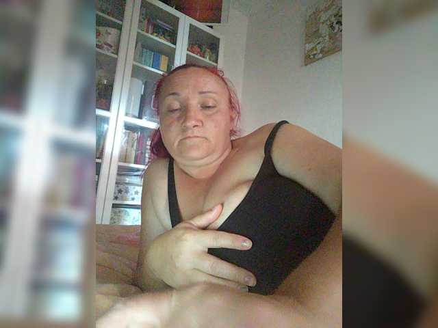 LaraXXX33