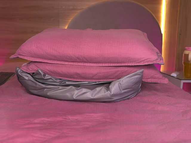 ale-evanz live webcam show