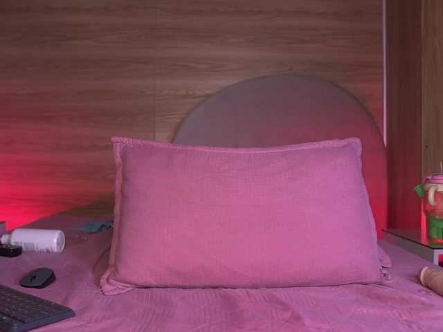 ale-evanz live webcam show